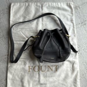 Fount Coventry Classic Bucket Bag